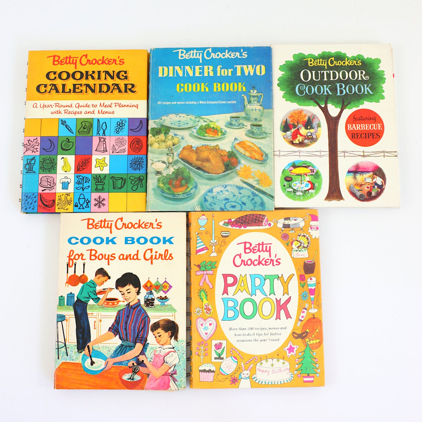 Betty Crocker's Outdoor Cook Book / Vintage 1961 Spiral Bound Cookbook *Free US Shipping*