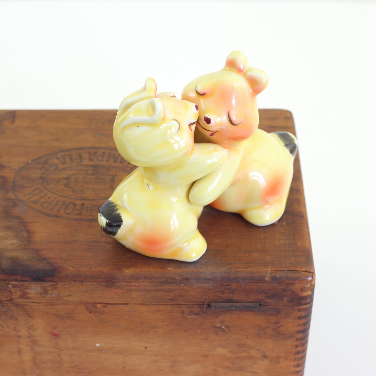 SOLD - Vintage Yellow Hugging Bears Salt & Pepper Shakers