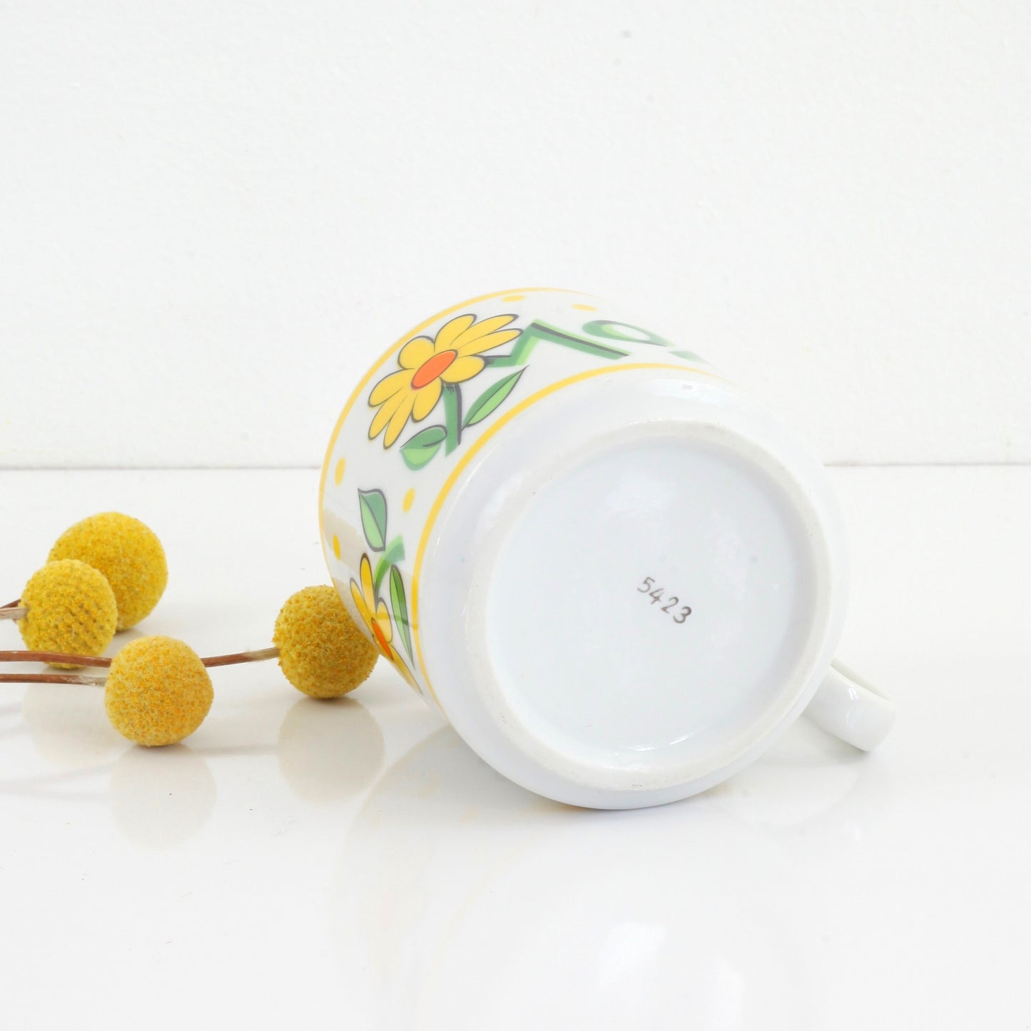 SOLD - Vintage Mom Mug / Retro Yellow Flowers