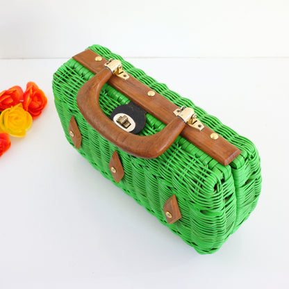 SOLD - Vintage Kelly Green Woven Plastic Purse from Hong Kong