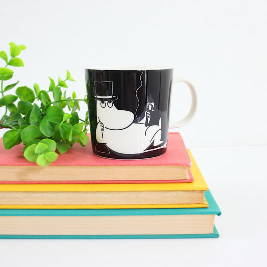 SOLD - Vintage Arabia Finland Moomin Mug / Moominpappa Thinks