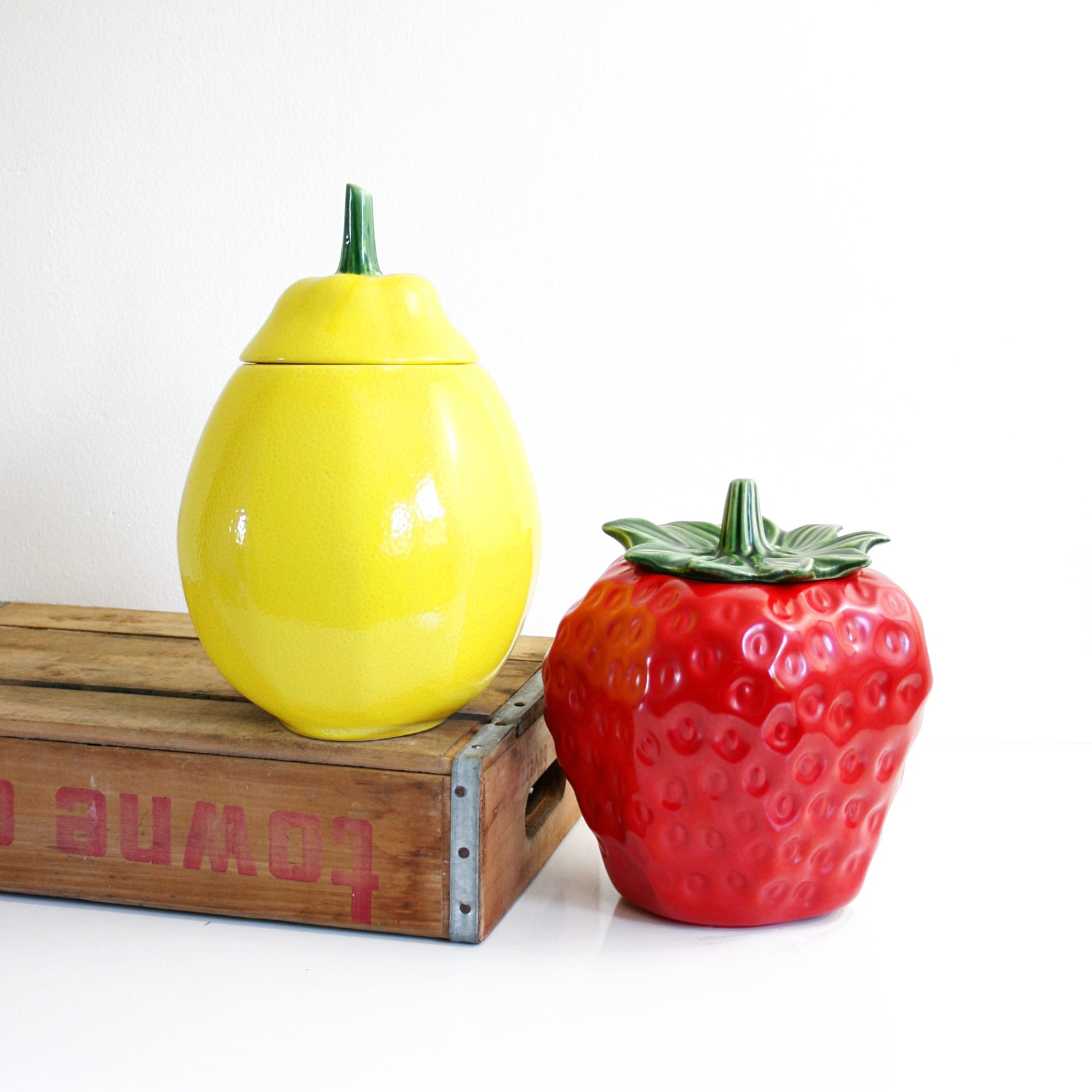 Lemon Cookie Jar main image 0