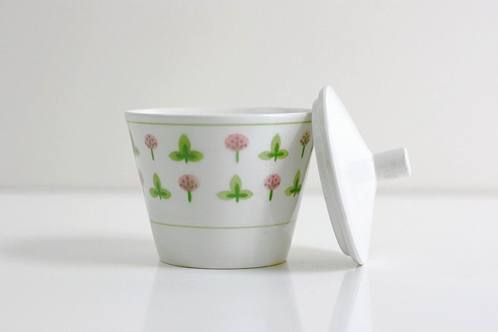 SOLD - Vintage Ironstone Clover Sugar Bowl by Harmony House