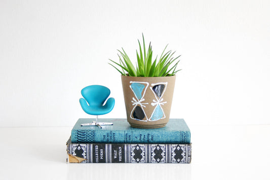 SOLD - Mid Century Modern Triangles Planter / Vintage Geometric Flower Pot