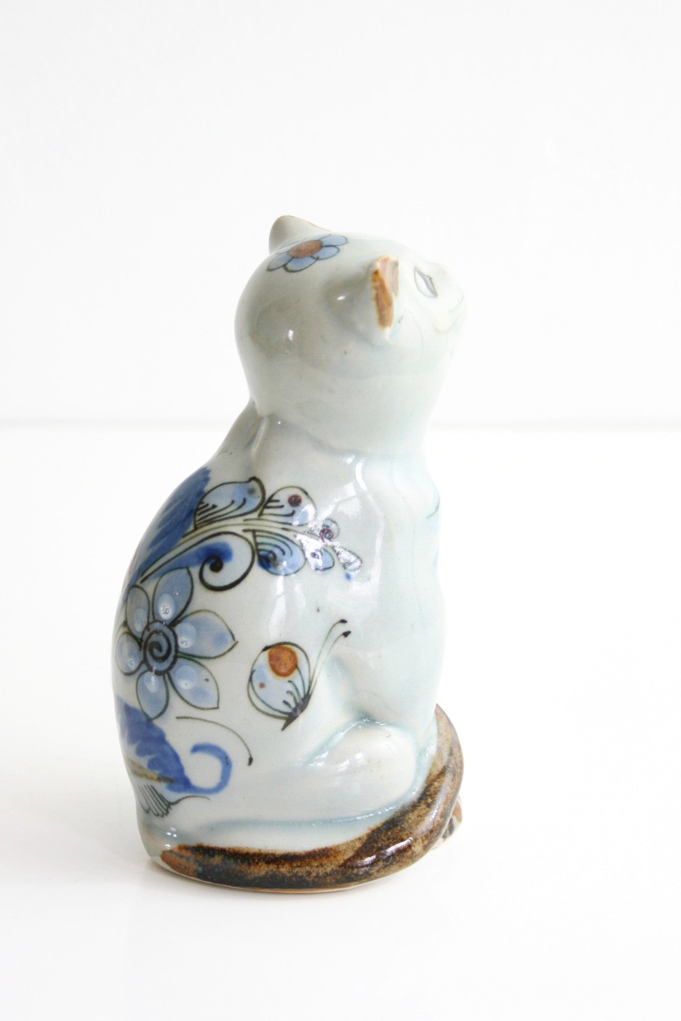 SOLD - Mid Century Tonala Cat Figurine / Ken Edwards El Palomar Folk Art Cat