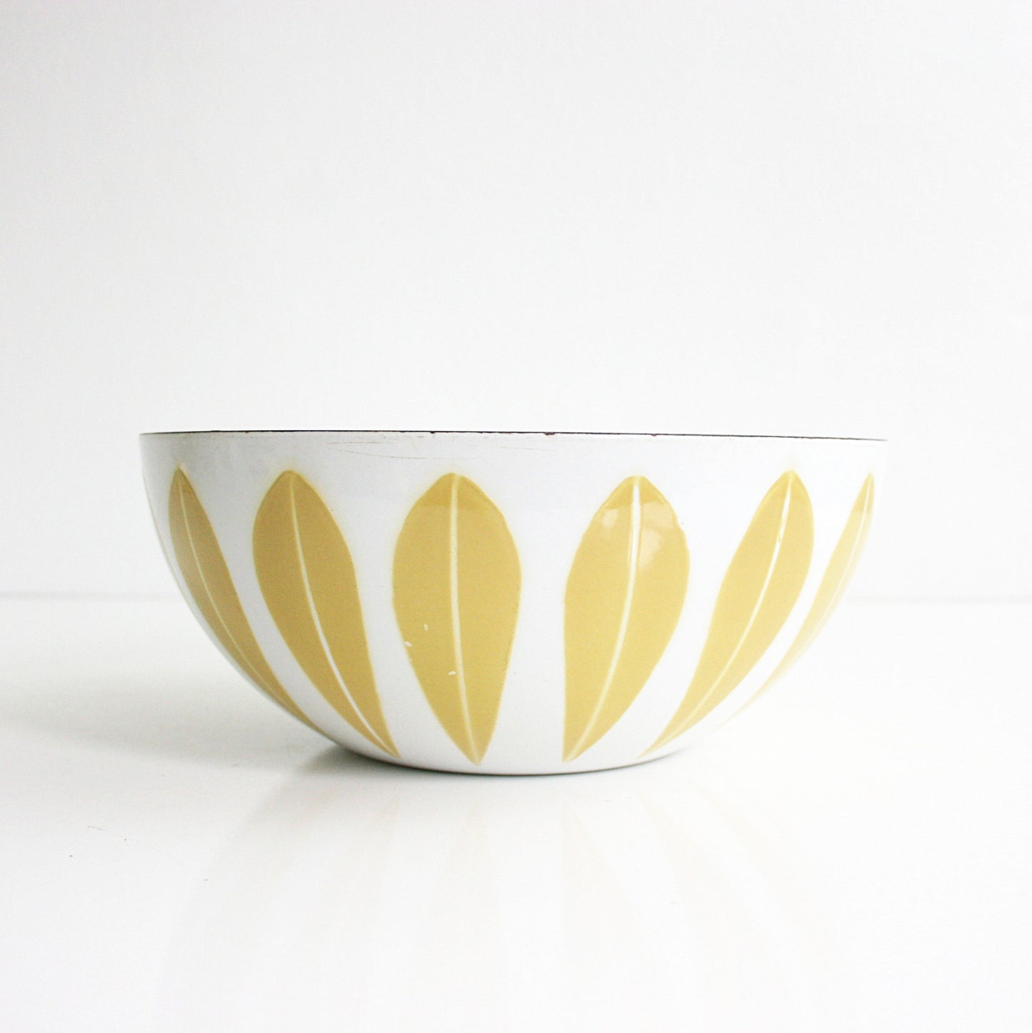 SOLD - Vintage Cathrineholm Mustard and White Enamel Lotus Bowl / Mid Century Modern 8 Inch Enamel Bowl