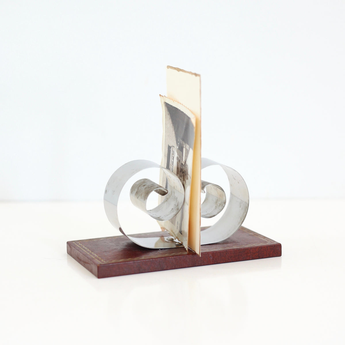 SOLD - Art Deco 'Spring Tite' Coiled Note Holder – Wise Apple Vintage