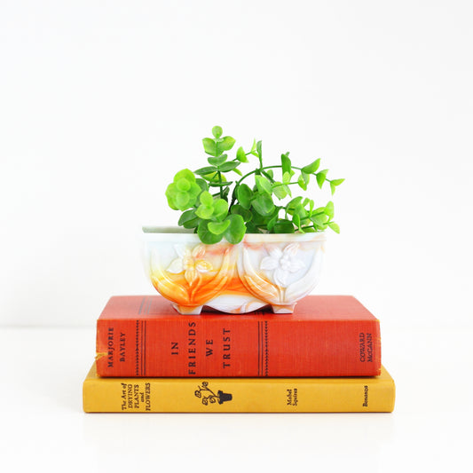 SOLD - Vintage 1940s Akro Agate Daffodil Planter