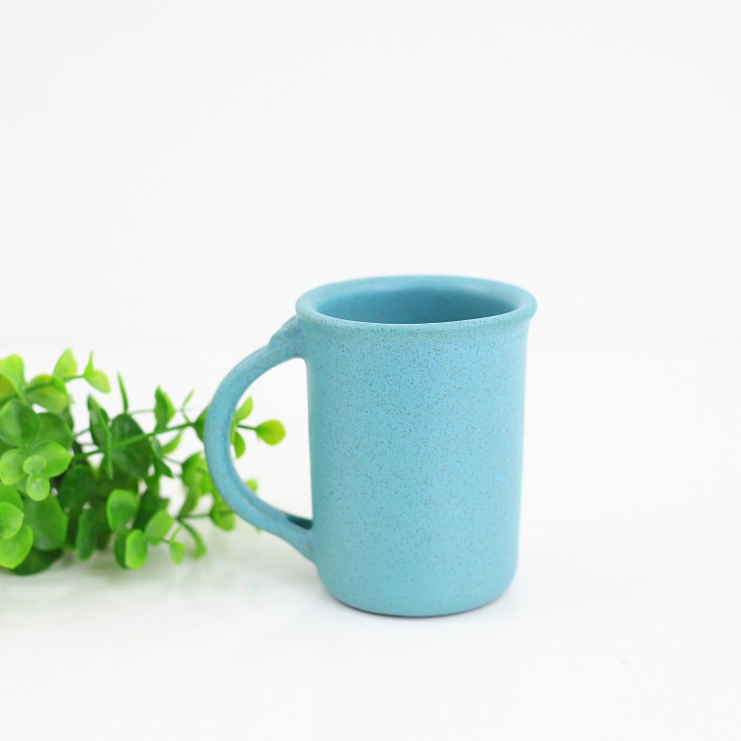 SOLD - Vintage 1967 Bennington Potters Mug with Thumb Rest