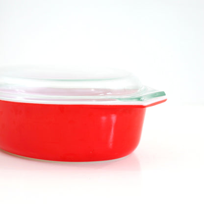 SOLD - Vintage Red Pyrex 2.5 Quart Casserole Dish