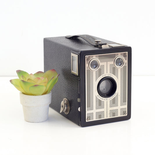 SOLD - Vintage 1930s Kodak Six-20 Brownie Junior