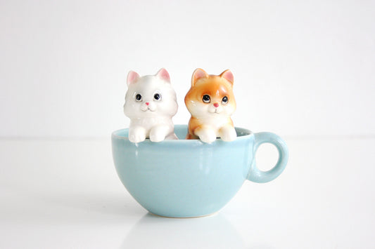 SOLD - Vintage Ceramic Kitten Salt and Pepper Shakers by Norcrest