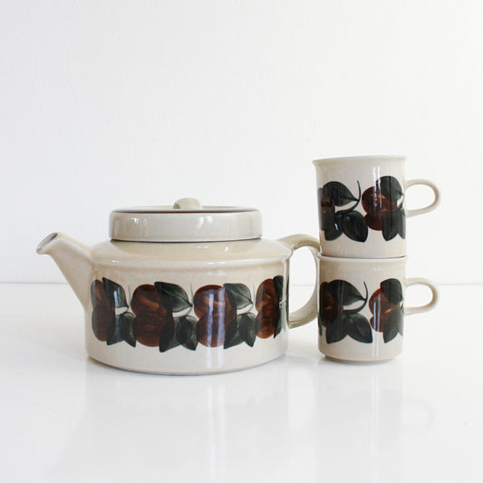 SOLD - Vintage Arabia Finland Ruija Coffee Mugs