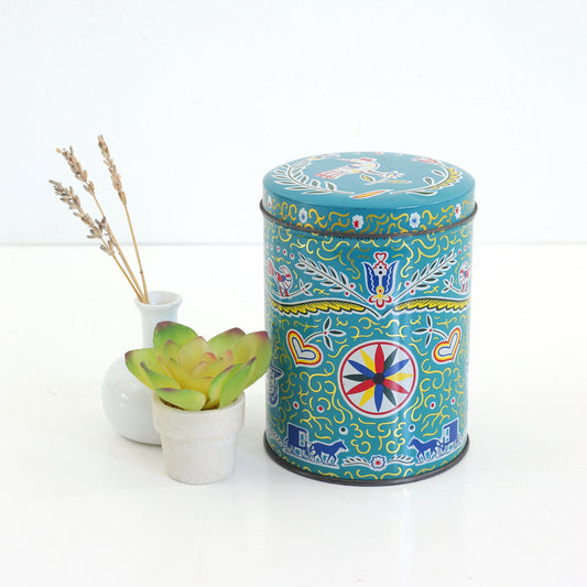 SOLD - Vintage Pennsylvania Dutch Candy Tin