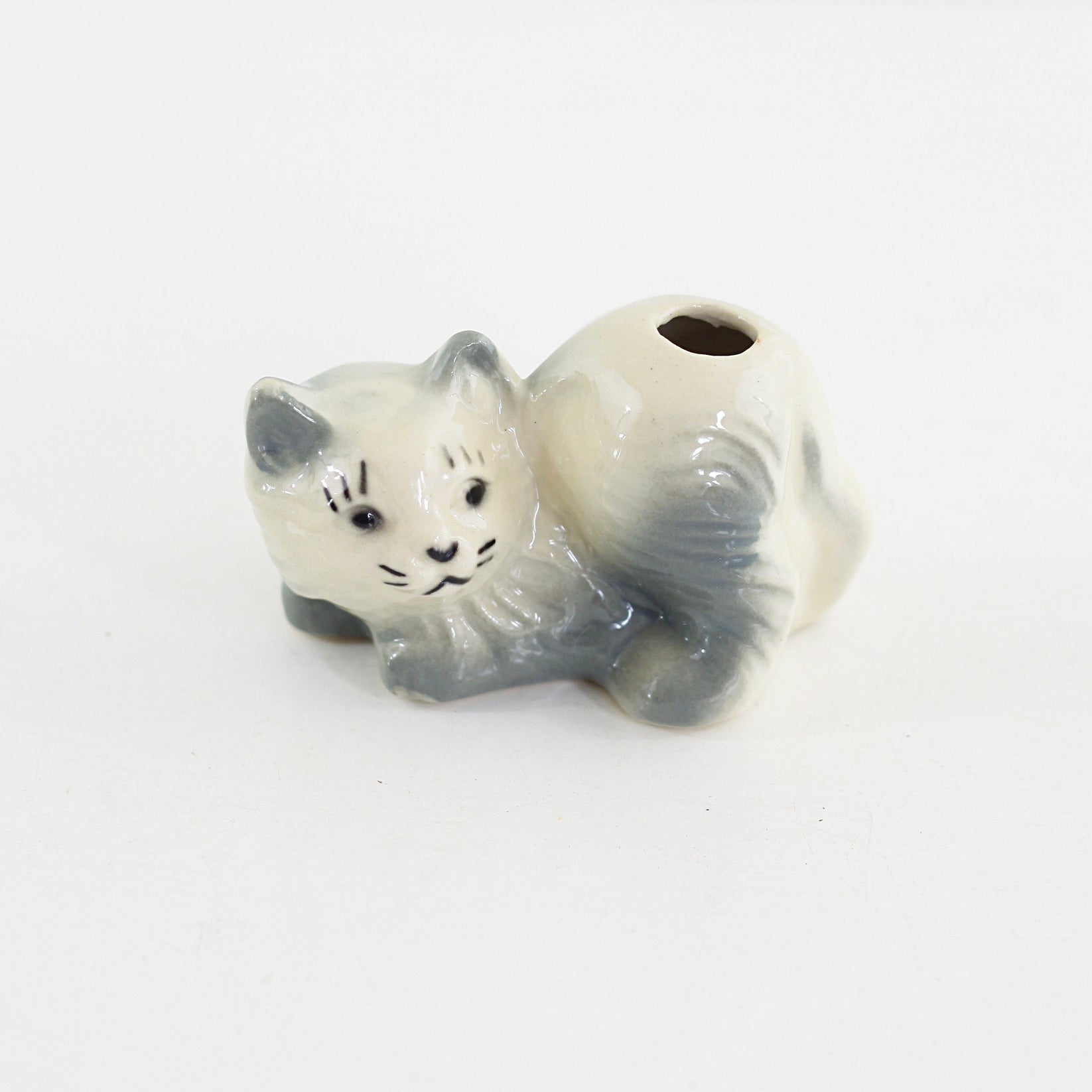 SOLD Vintage Ceramic Cat Vase / Planter / Pencil Holder Wise Apple
