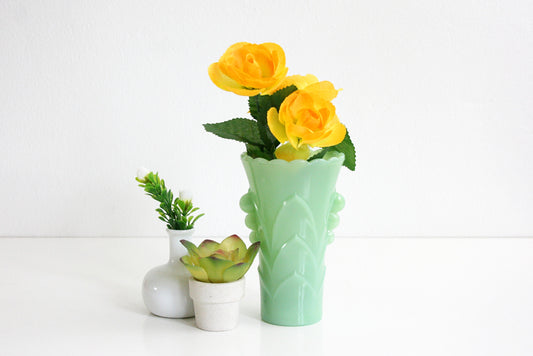 SOLD - Vintage Fire King Jadeite Deco Vase / Mid Century Jadeite Flower Vase