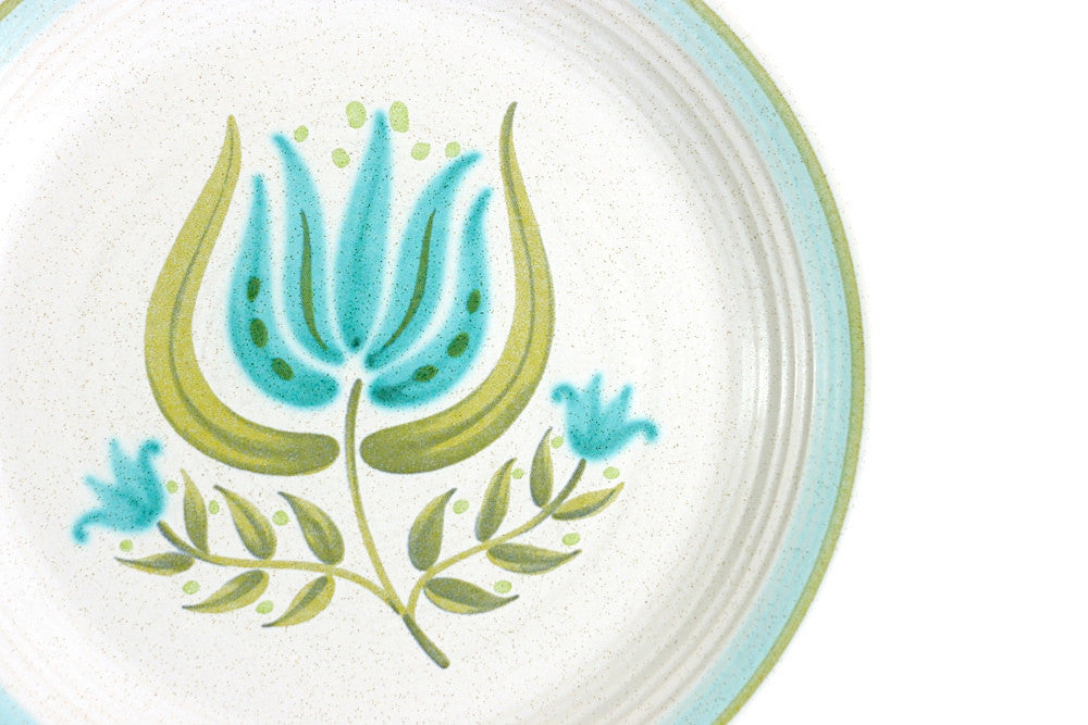 SOLD - Vintage Franciscan Earthenware Tulip Time Dinner Plate