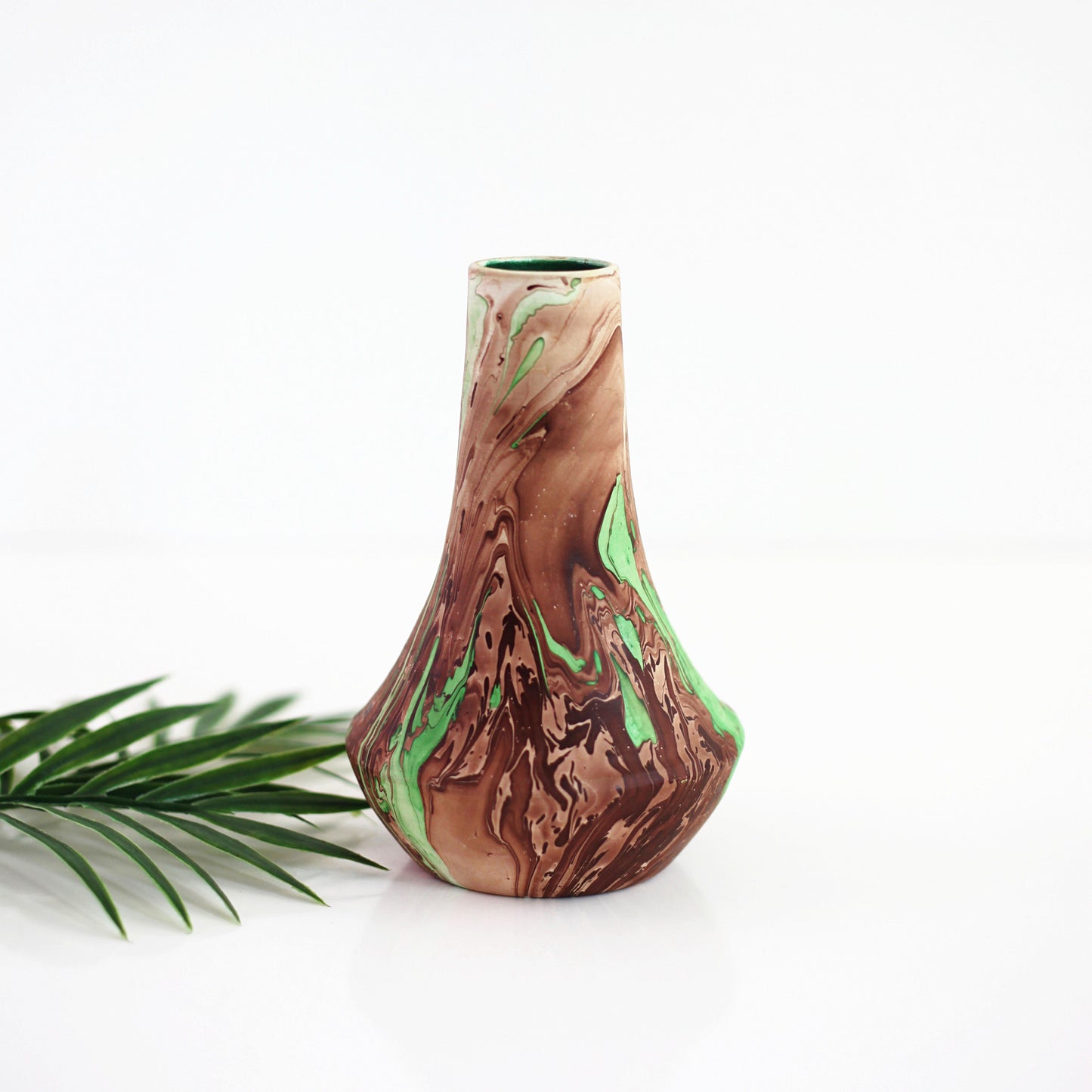 SOLD - Vintage Garden of the Gods Southwestern Pottery Vase