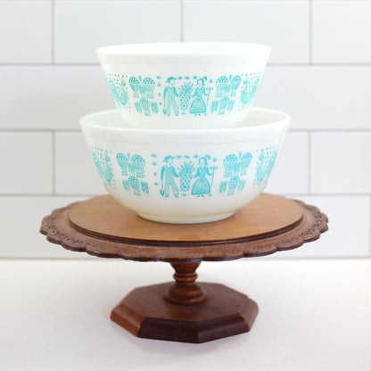 SOLD - Vintage Pyrex Mixing Bowls in Turquoise Butterprint
