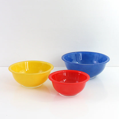 SOLD - Vintage Pyrex Primary Color Line Mixing Bowls