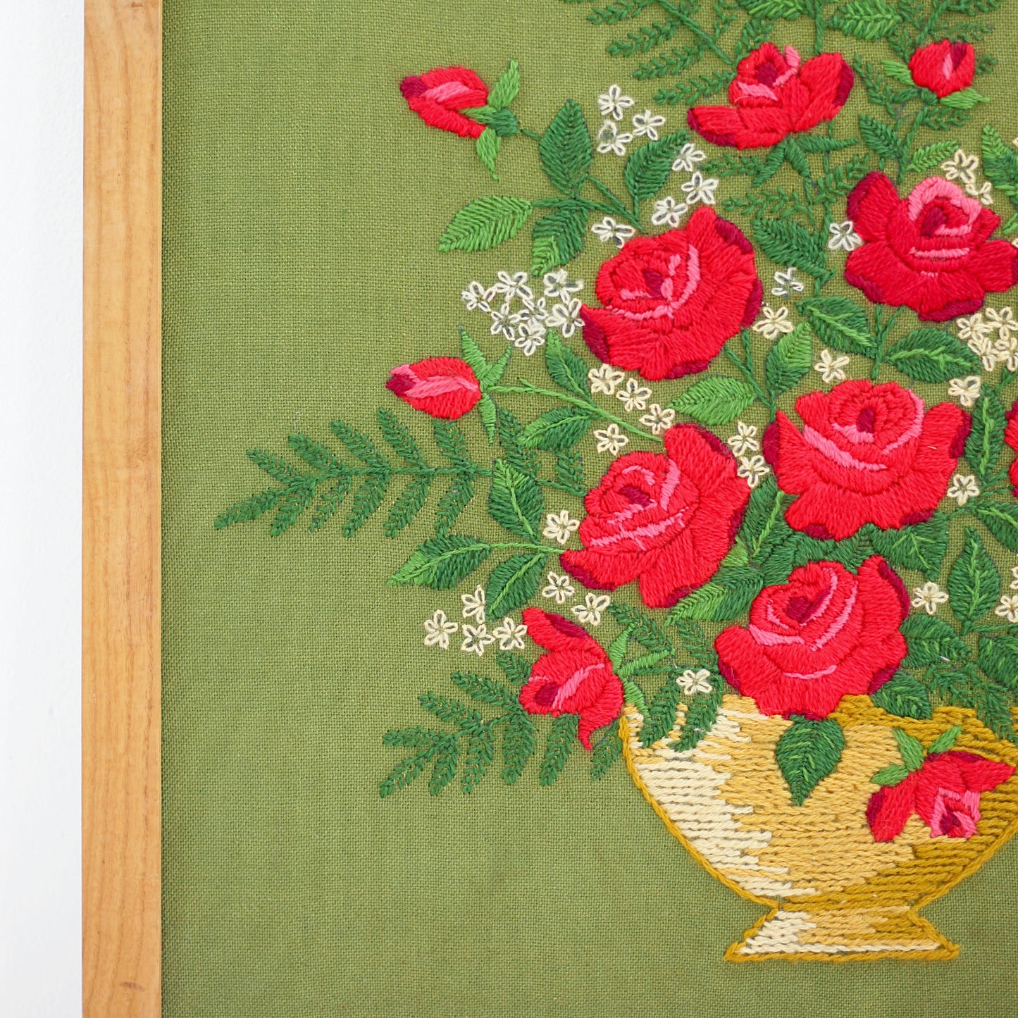 SOLD - Large Vintage Crewel Embroidery - Bouquet of Roses