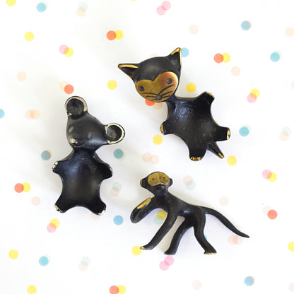 SOLD - Mid Century Walter Bosse Bear Egg Cup / Ring Dish