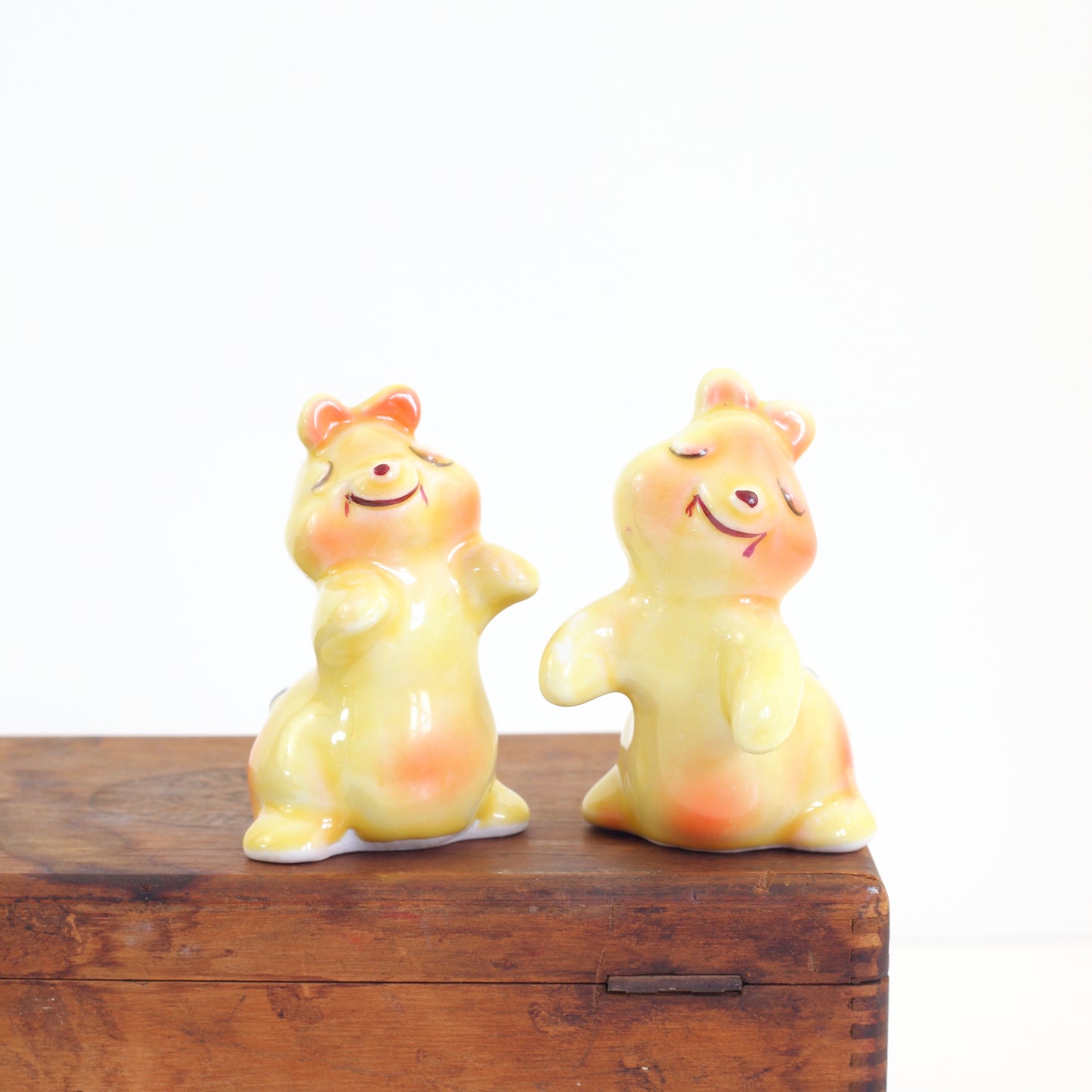 SOLD - Vintage Yellow Hugging Bears Salt & Pepper Shakers