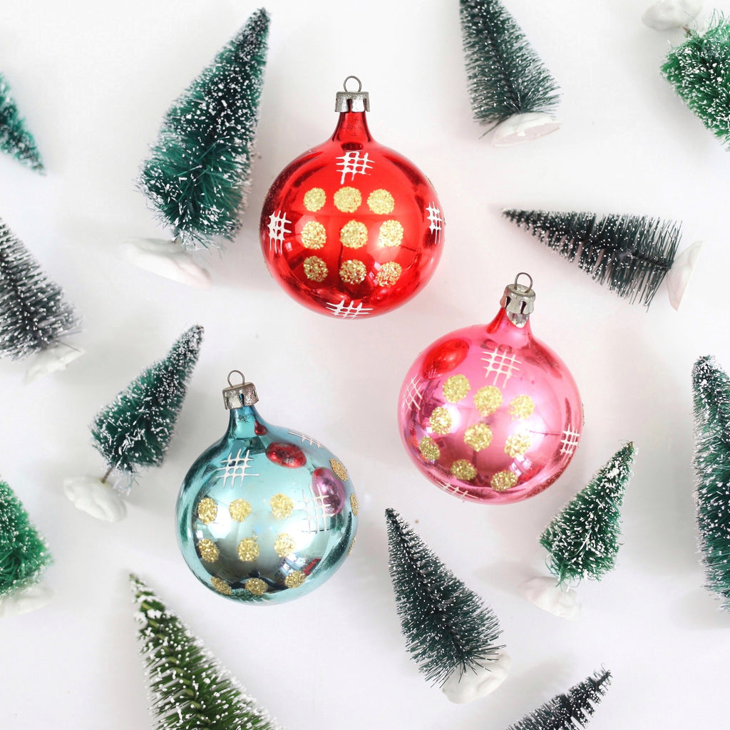 SOLD Mid Century Modern Christmas Ornaments from Poland Wise Apple