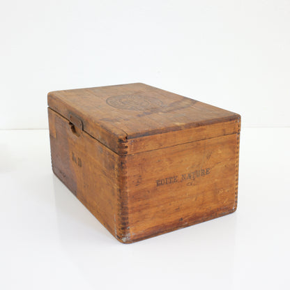 SOLD - Vintage Henry The Fourth No. 19 Wooden Cigar Box