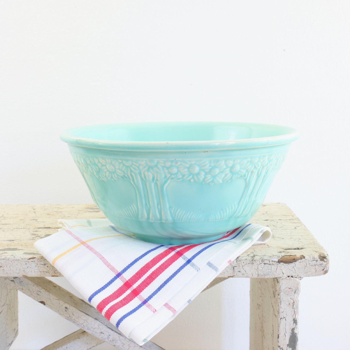 SOLD - Vintage Aqua Homer Laughlin 9.5" Apple Tree Mixing Bowl