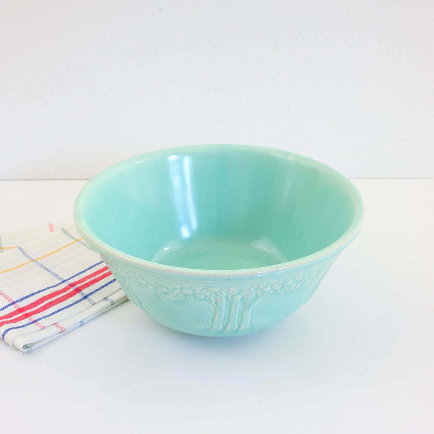SOLD - Vintage Aqua Homer Laughlin 9.5" Apple Tree Mixing Bowl