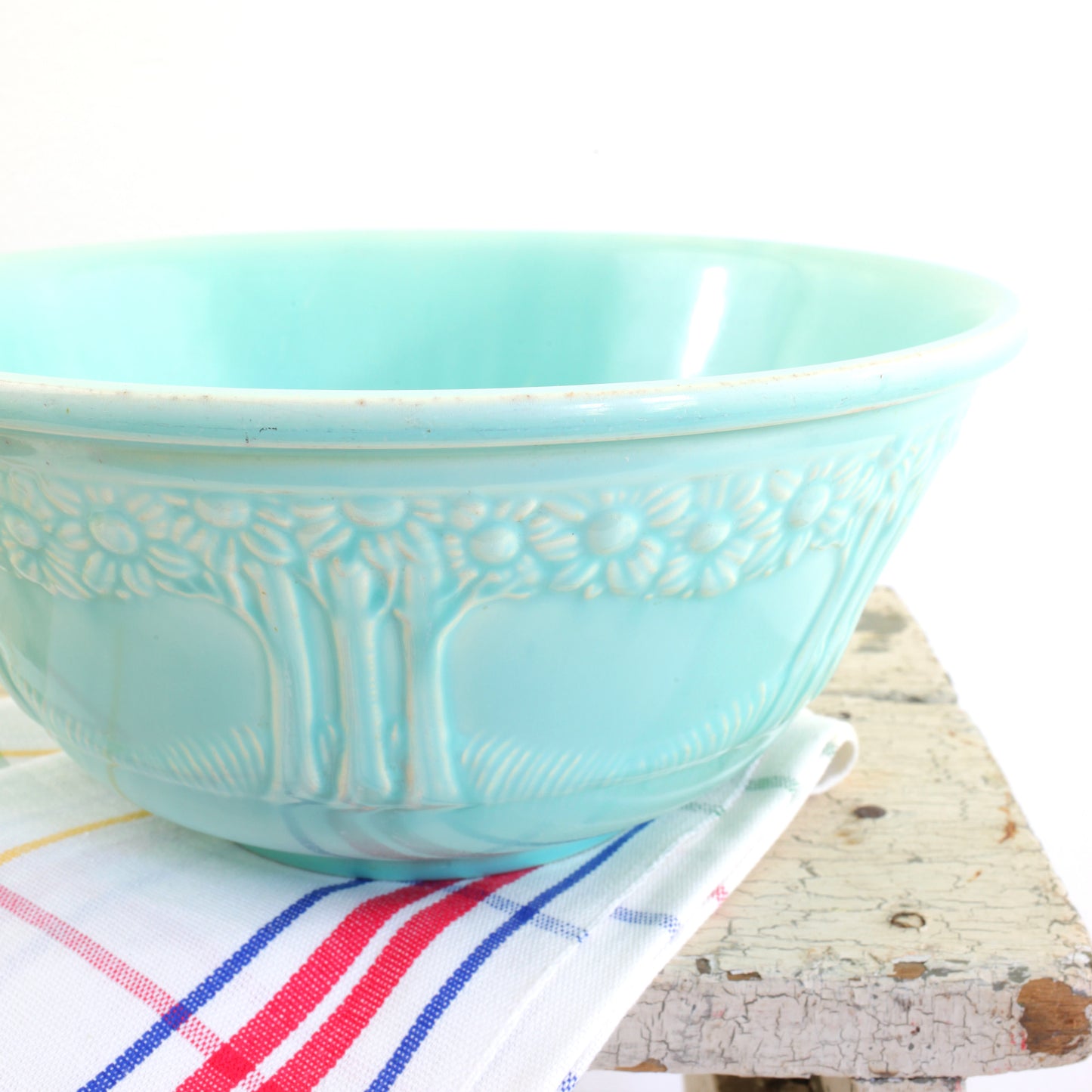SOLD - Vintage Aqua Homer Laughlin 9.5" Apple Tree Mixing Bowl