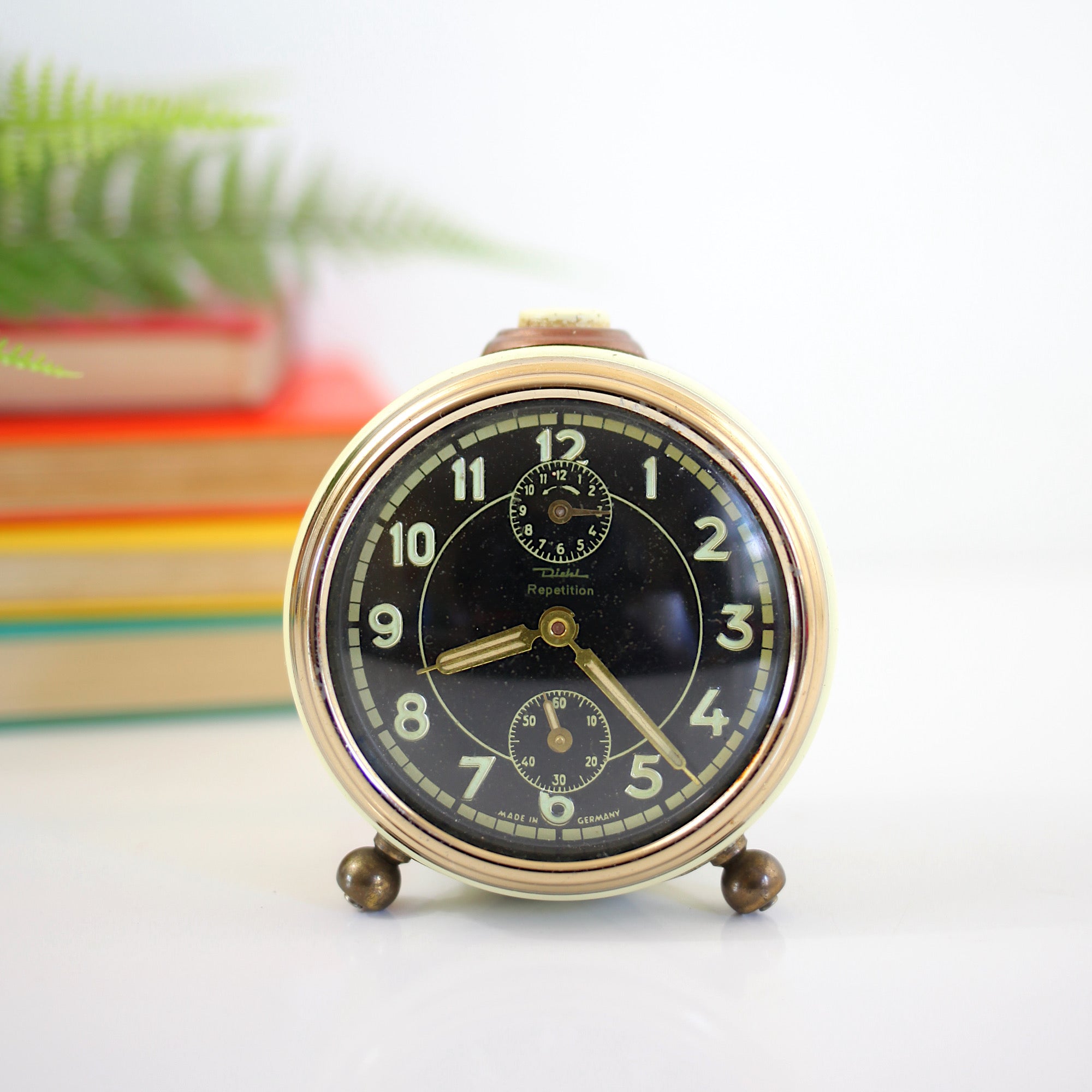 Clock Repitition SOLD - Vintage 1940s Repetition Alarm Clock – Wise Apple Vintage