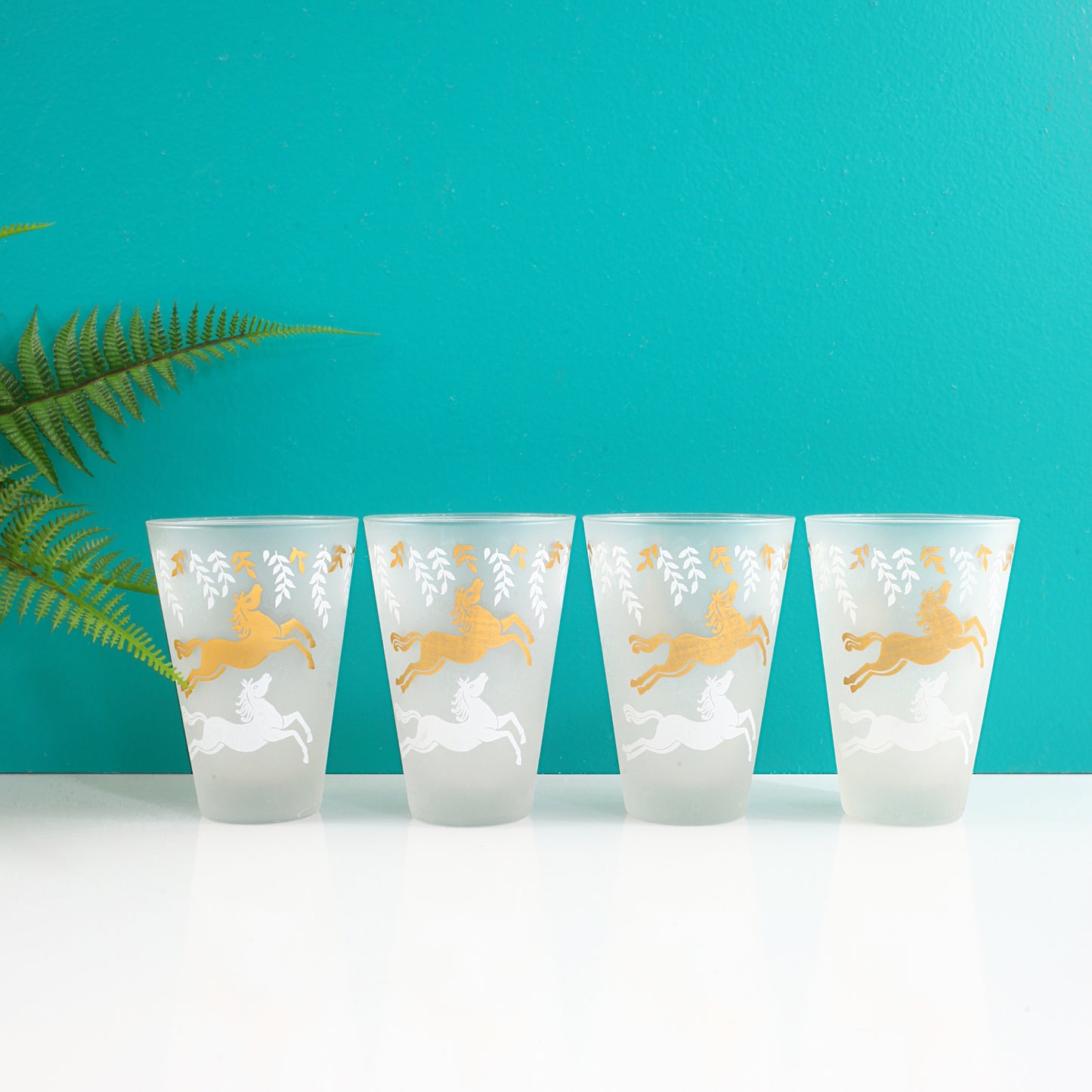 SOLD - Mid Century Modern Libbey Cavalcade 9oz Glasses / Set of 4