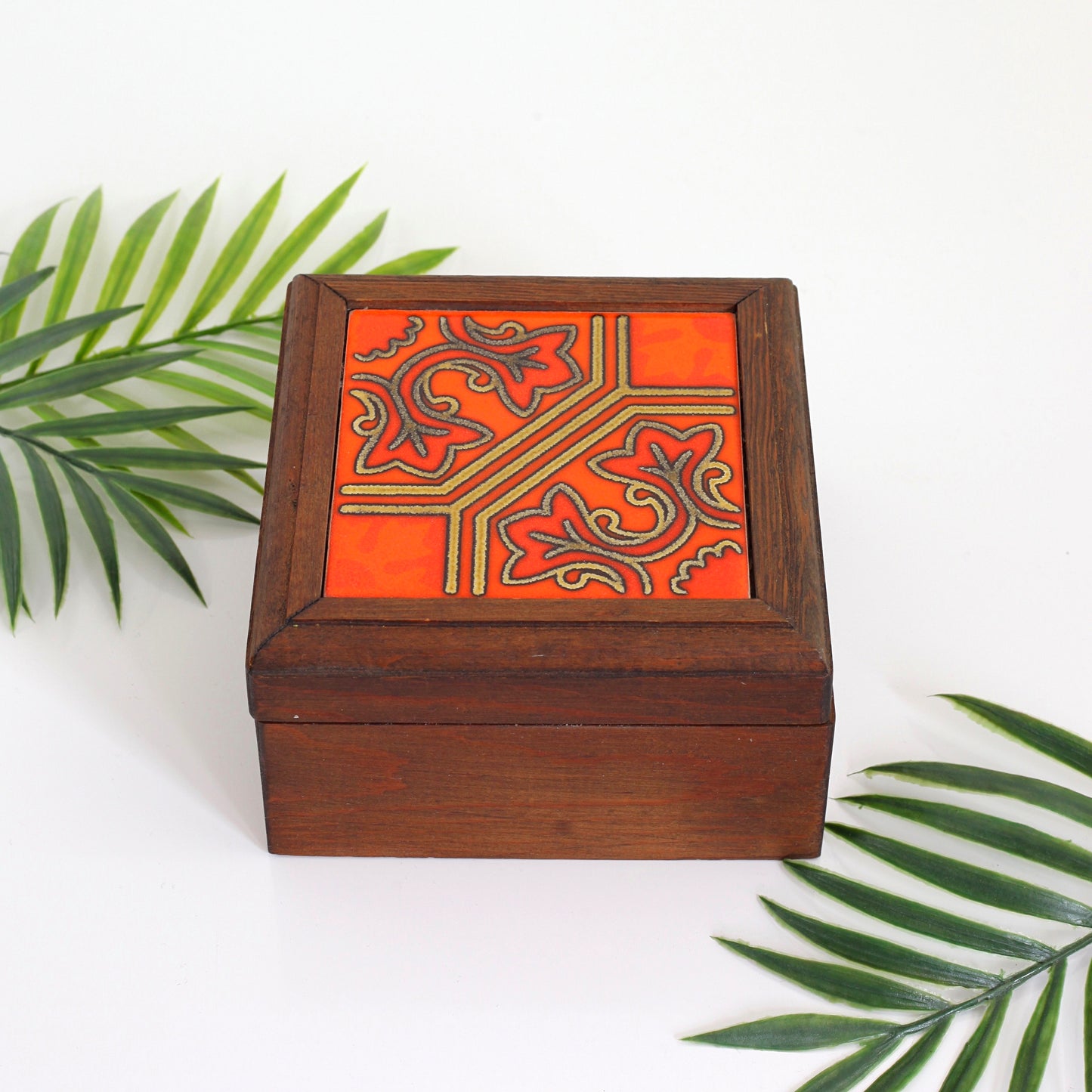 SOLD - Vintage Wood & Ceramic Tile Trinket Box